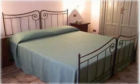 ホテル Panormus 3*